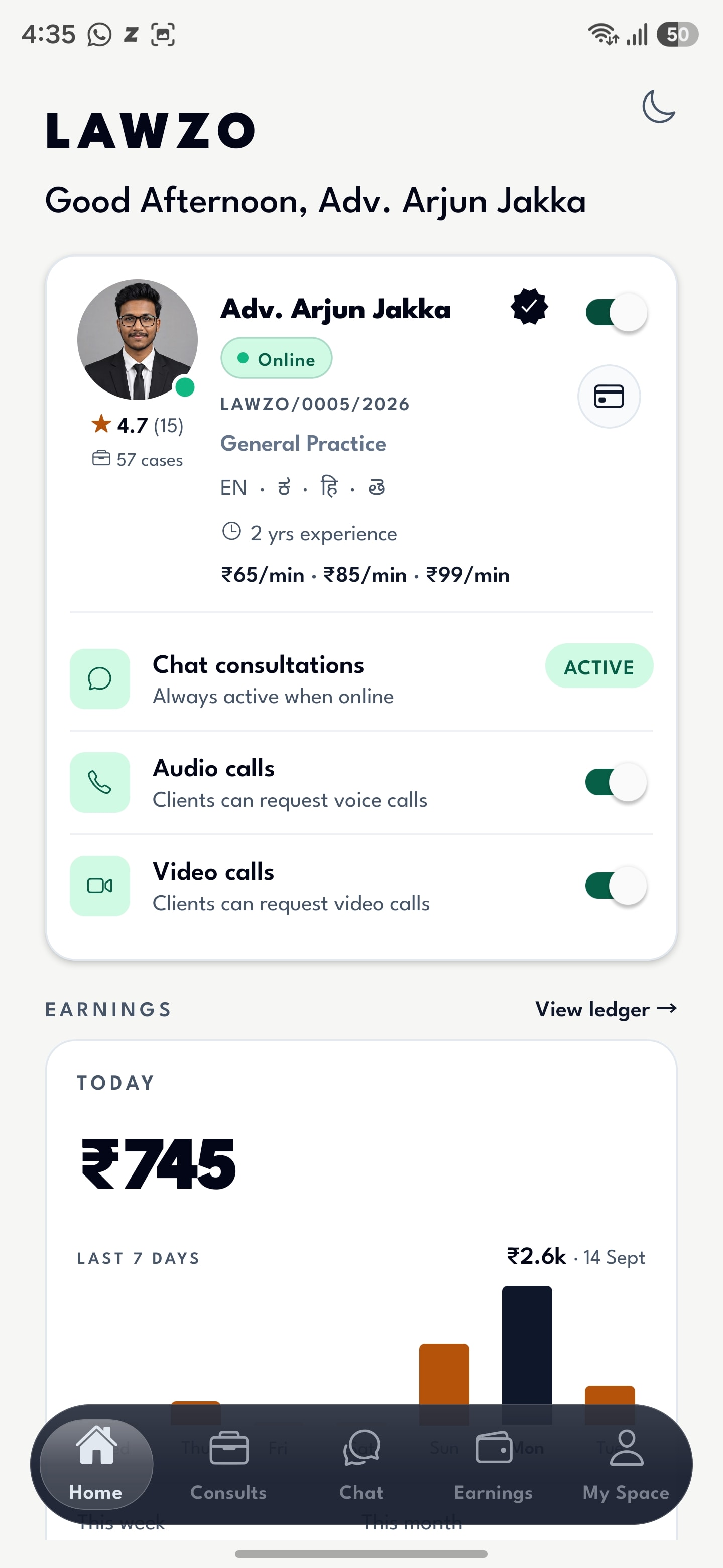 LAWZO lawyer app home — go online and choose whether clients can reach you by chat, audio or video.